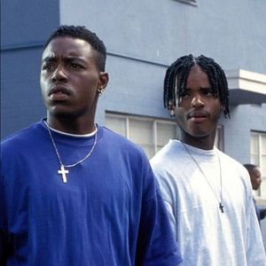 Meet your Posher, Kenyon